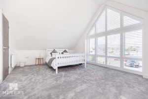 Photo 14- click for photo gallery